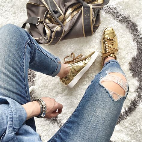 michael kors sneakers outfit.